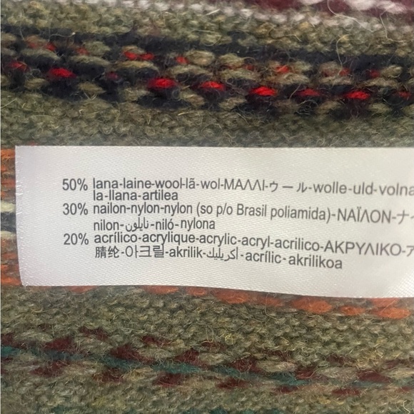 Zara Festive Knit Sweater Vest size L but more like S - Picture 3 of 3